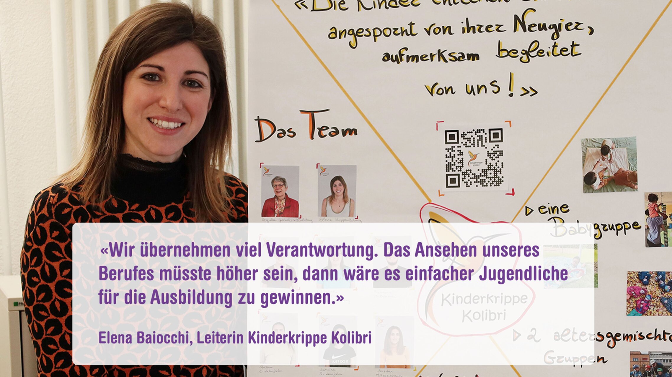 Elena Baiochhi von der Kita Kolibri steht vor ihrem Stand an der Lehrstellenbörse. | © ask! – Beratungsdienste für Ausbildung und Beruf